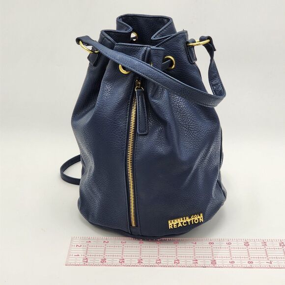 Kenneth Cole Reaction Blue Leather Bucket Bag Backpack - Picture 11 of 13